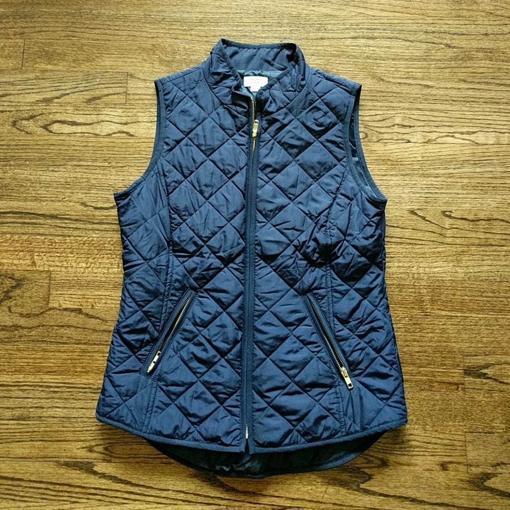 Crown & Ivy Navy Vest